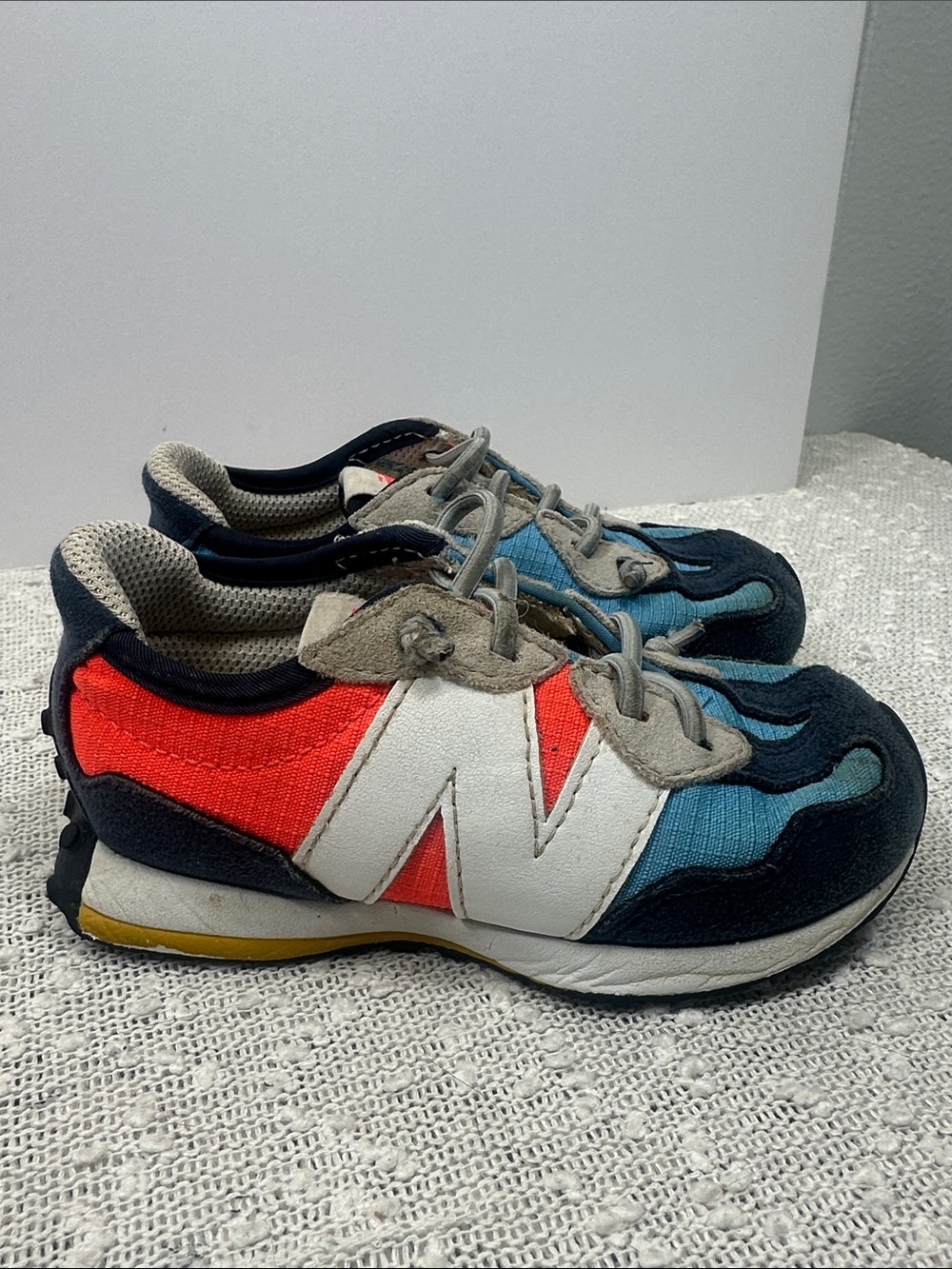 New Balance 327 Bungee Lace Red Blue Shoes Sneakers Toddler size 7